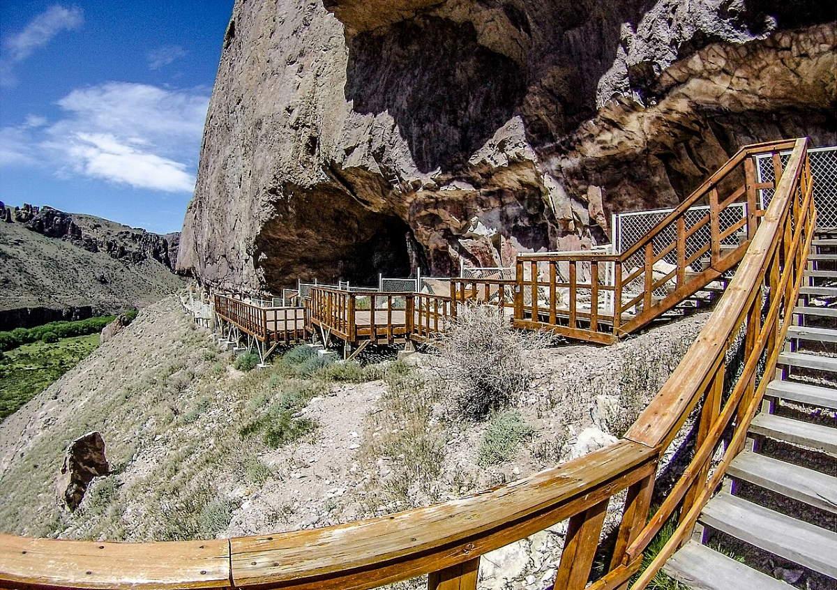 cueva las manos santa cruz argentina