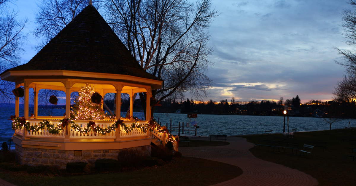 dickens christmas skaneateles new york