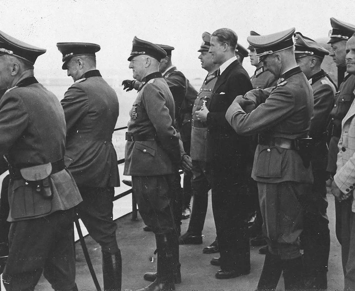 ernhert von braun photo