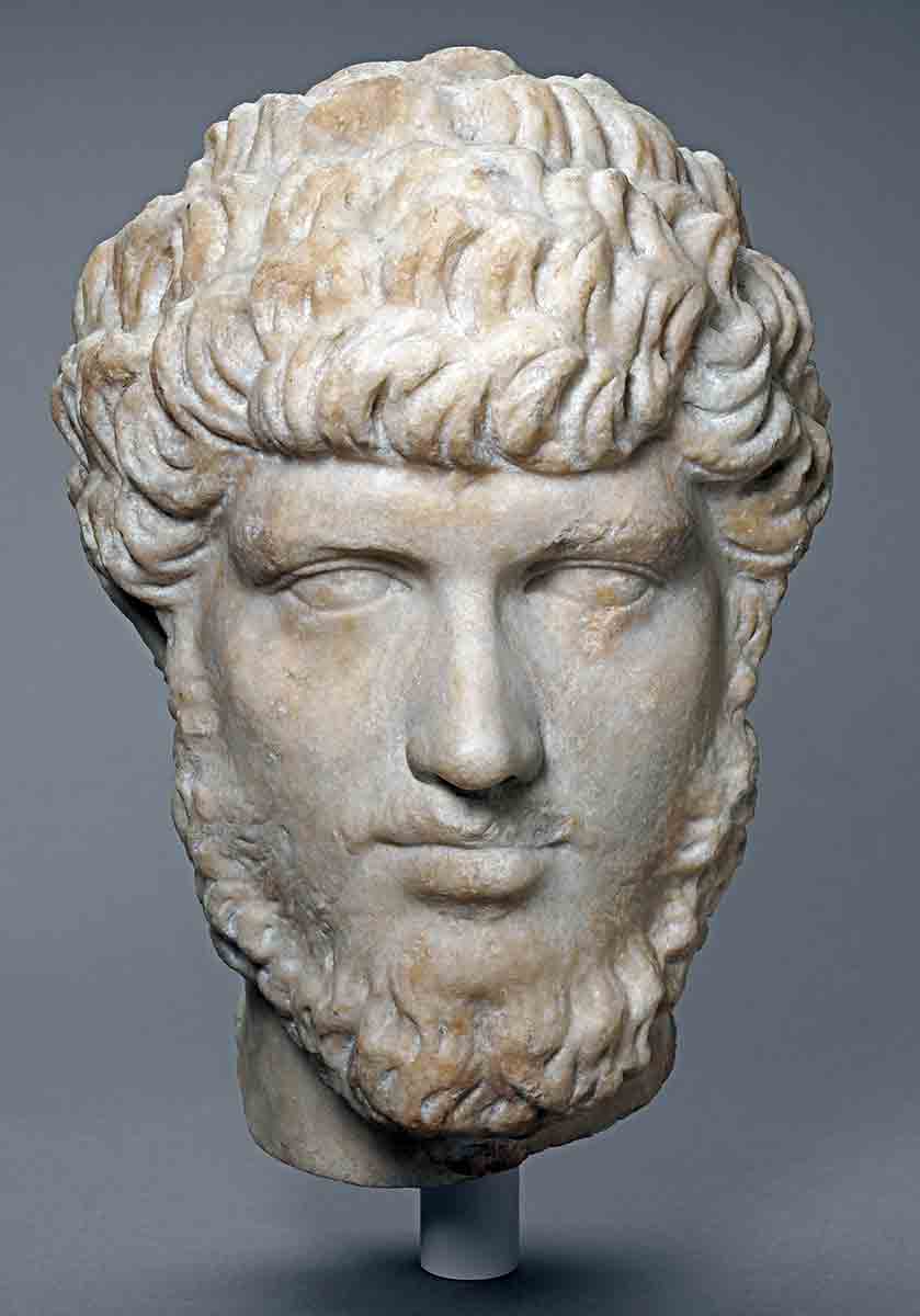 lucius verus head harvard