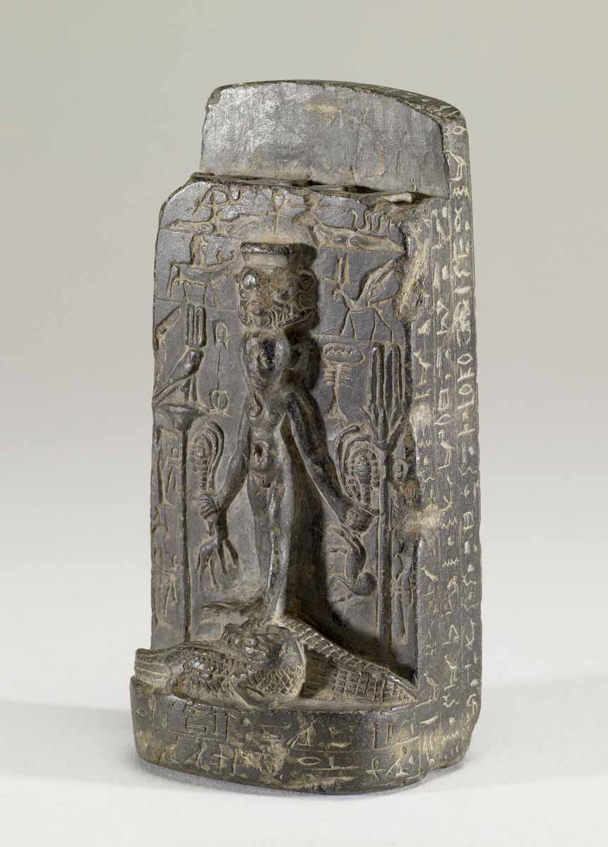magic healing cippus horus