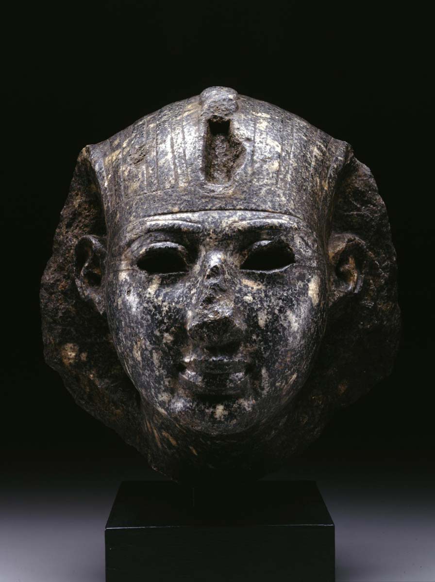 osorkon statue head fragment