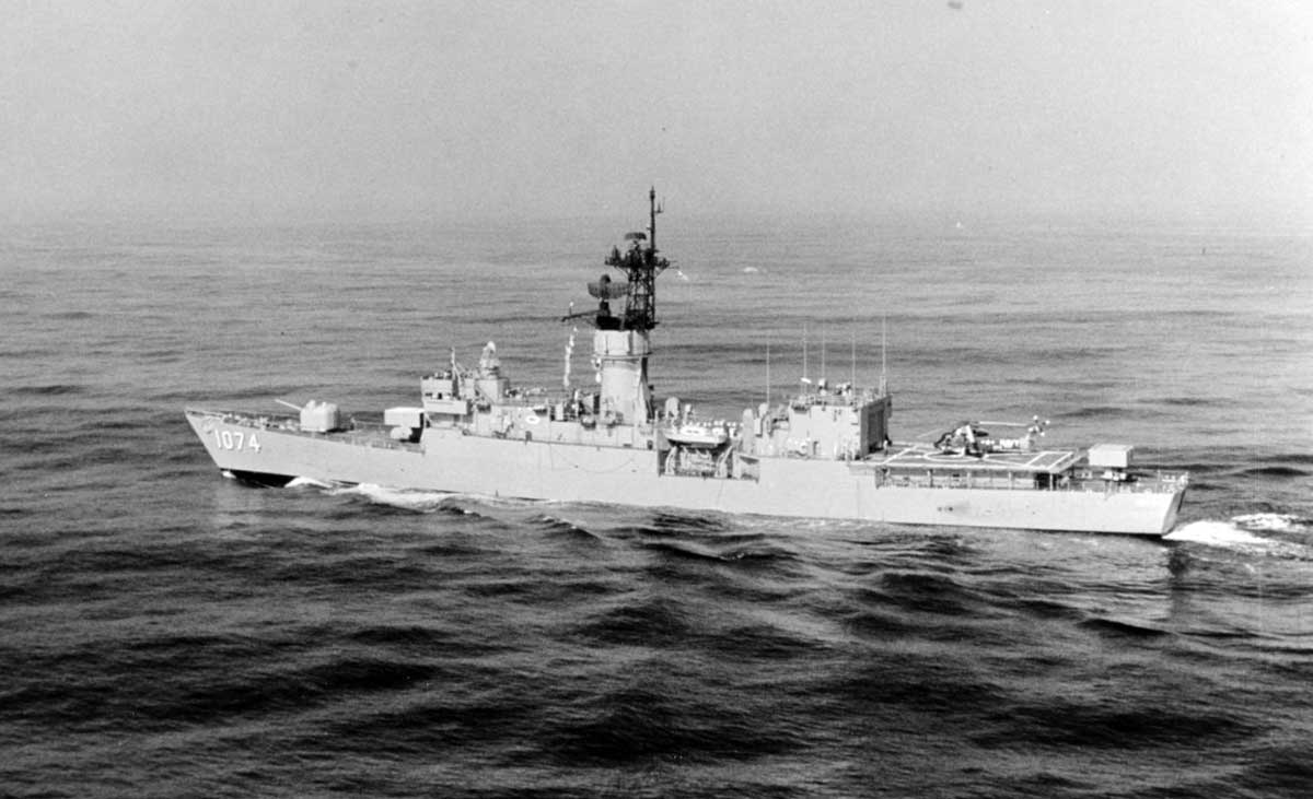 photograph sea ship