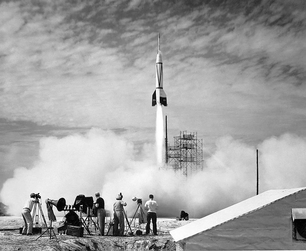 v2 rocket bumper operation paperclip photo